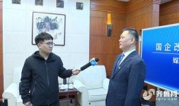 新闻爆料记者采访,记者深入调查，揭开事件背后真相